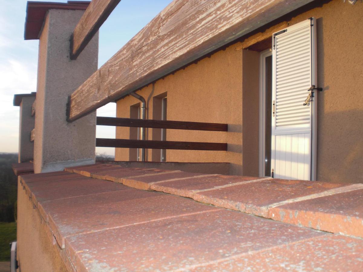 Chambres D'Hotes De La Colline Chenay-le-Chatel Exterior photo